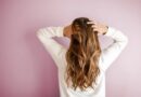 Zależność między poziomem hormonów a wypadaniem włosów – jakie badania należy wykonać?